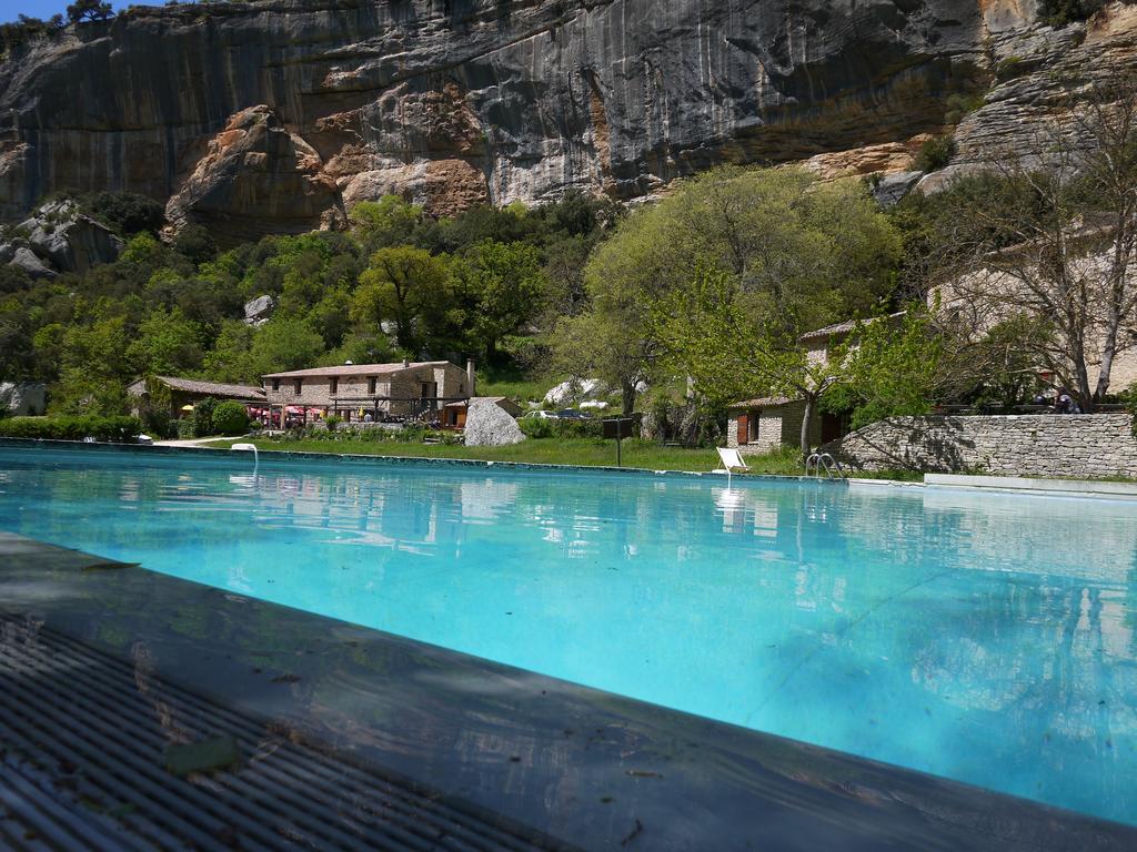 Auberge Des Seguins Buoux Экстерьер фото